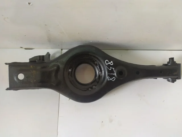 Рычаг задний левый нижний для Hyundai Tucson LM 2009-2015 на фотографиях