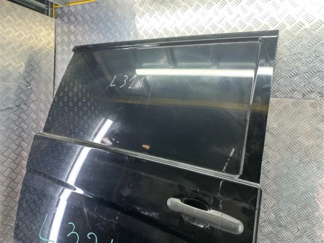 Дверь задняя (сдвижная) левая для Mercedes-Benz Vito W639 Vito Фургон 2003-2013 на фотографиях