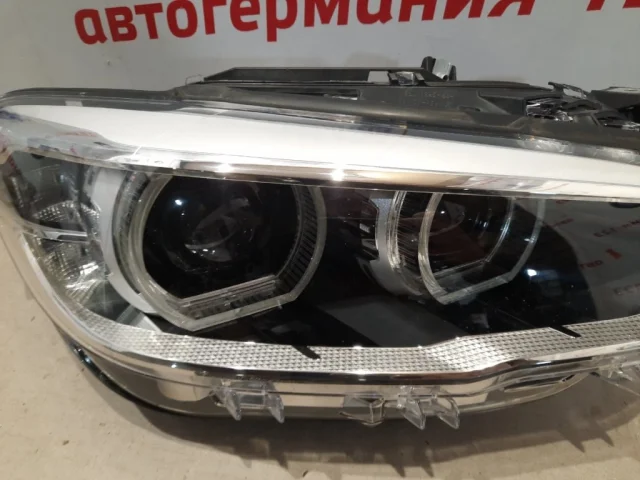 Фара правая для BMW 1er Ф20 rest.1 2015-2020 на фотографиях