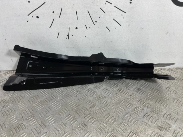 Лонжерон передний правый для Audi Q5 FY 2017-2020 на фотографиях