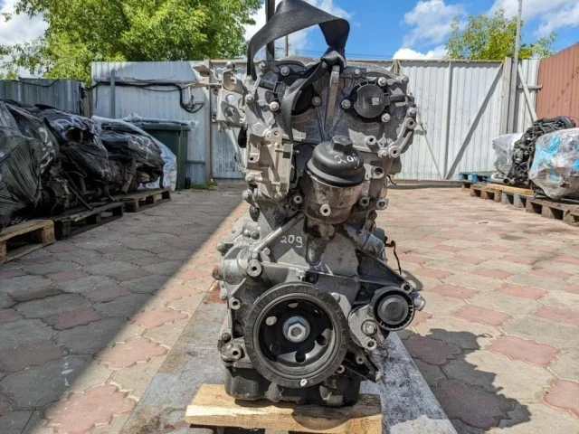 Двигатель без навесного для Mercedes-Benz C class A205 2014-2020 на фотографиях