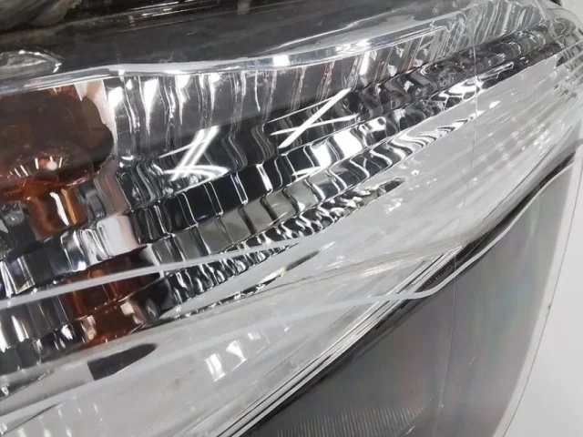 Фара левая для Renault Duster EU 2010-2015 на фотографиях