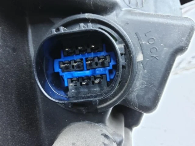 Фара ксенон левая для Hyundai Creta 2 SU2 2021+ на фотографиях