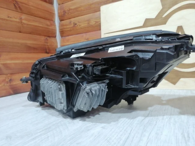 Фара правая для Mercedes-Benz S class X222 Maybach 2014-2017 на фотографиях