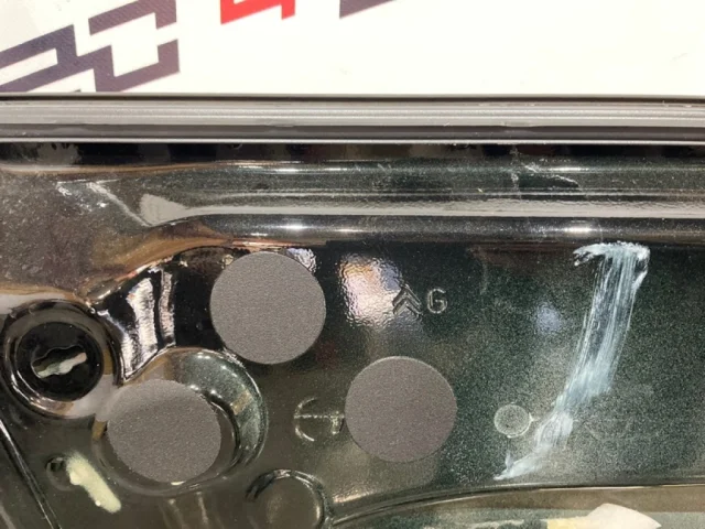 Дверь передняя левая для Citroen C4 Седан 2010-2016 на фотографиях