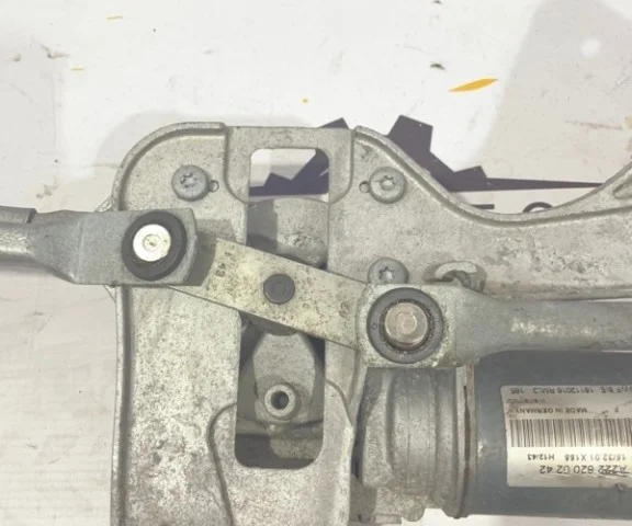 Трапеция стеклоочистителей для Mercedes-Benz S class W222 2013-2017 на фотографиях