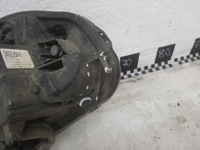 Фара ксенон левая для Subaru XV GT/G24 2017+ на фотографиях