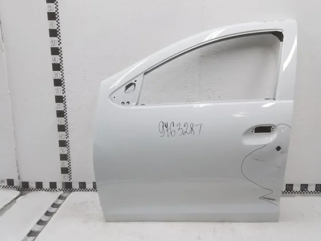 Дверь передняя левая для Renault Duster HM 2020+ на фотографиях