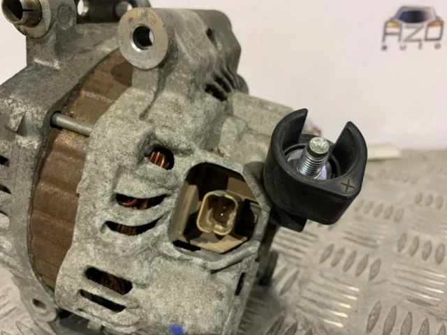 Генератор для Citroen C4 Хэтчбек 2010-2016 на фотографиях