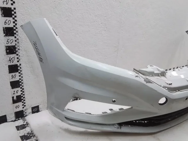 Бампер передний для Volkswagen Jetta 7 2020+ на фотографиях