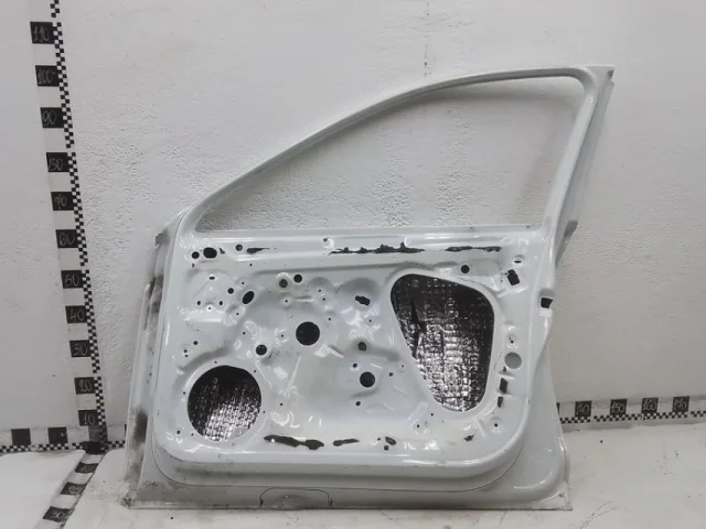 Дверь передняя правая для Volkswagen Passat (B8) Variant 2014-2019 на фотографиях