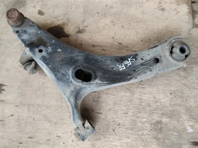 Рычаг задний левый нижний для Subaru Forester SH 2008-2012 на фотографиях