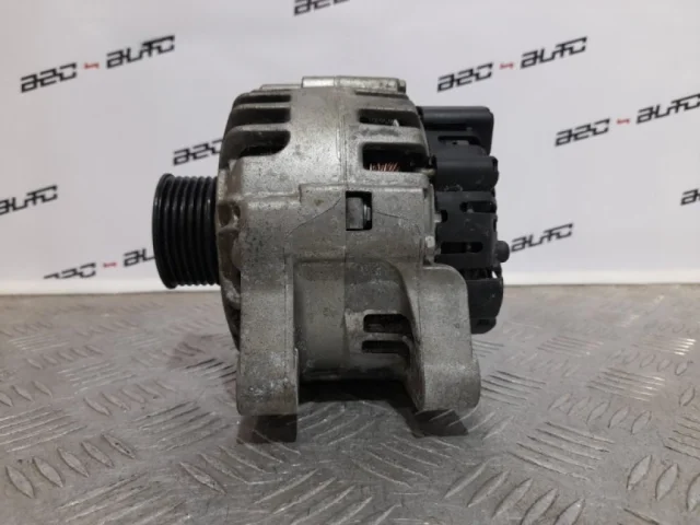 Генератор для Citroen C4 Хэтчбек 2004-2011 на фотографиях