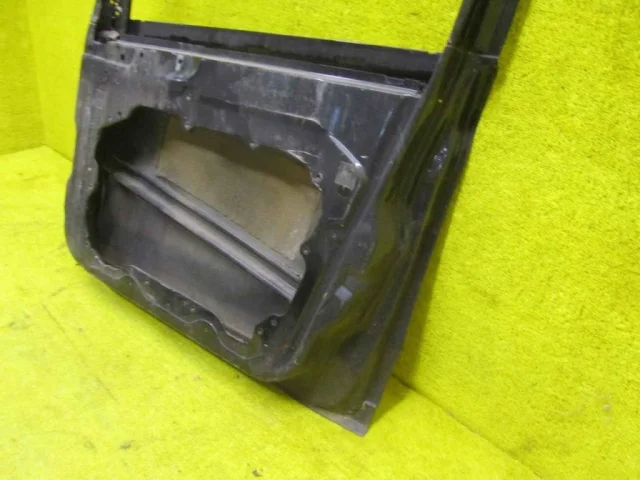 Дверь передняя правая для Ford Kuga CBV 2008-2013 на фотографиях