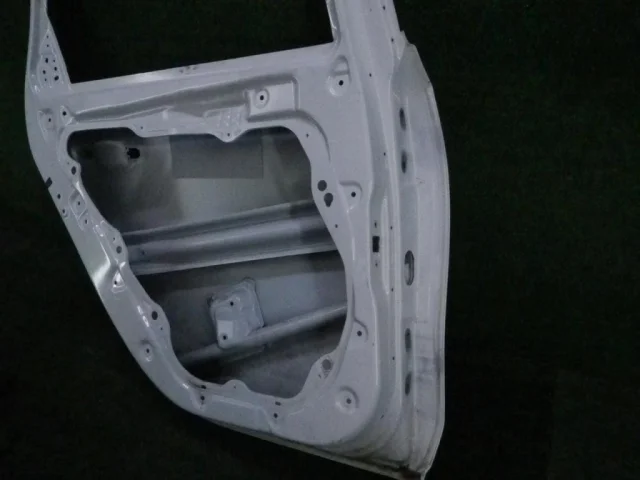 Дверь задняя левая для Kia Cerato YD 2016-2020 rest. на фотографиях