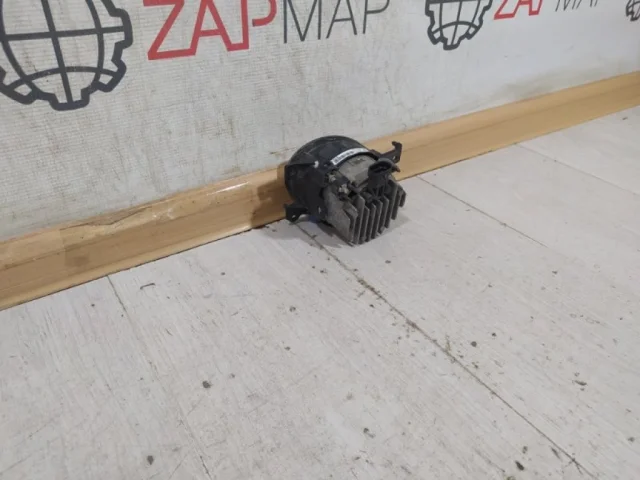 Противотуманка (ПТФ) передняя левая для Infiniti QX 80 2013-2022 на фотографиях