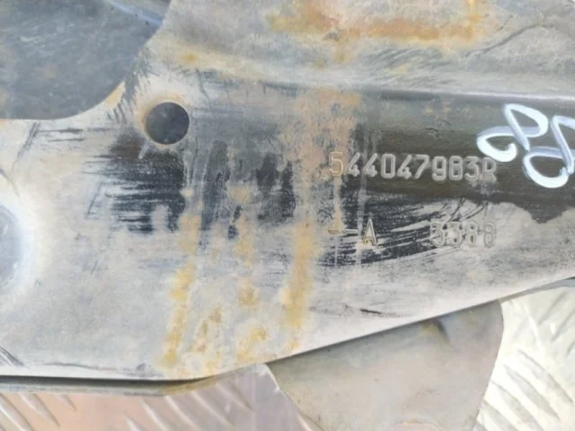 Подрамник двигателя для Renault Duster HM 2020+ на фотографиях