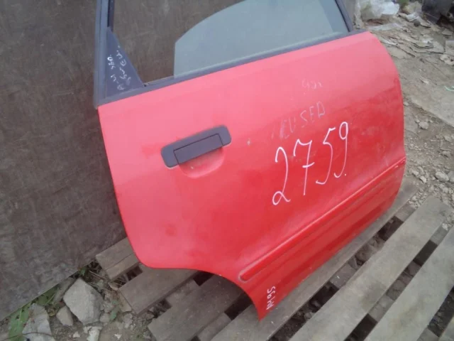 Двери для Audi A4 B5 Avant 1994-2001 на фотографиях