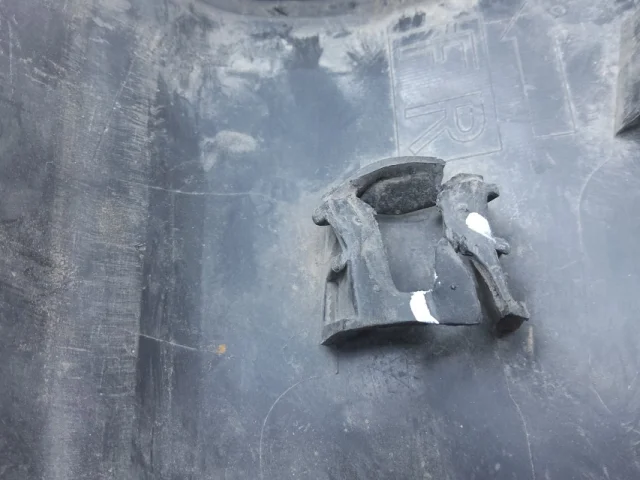 Накладка двери передней правой для Mazda CX 5 KE 2011-2017 на фотографиях