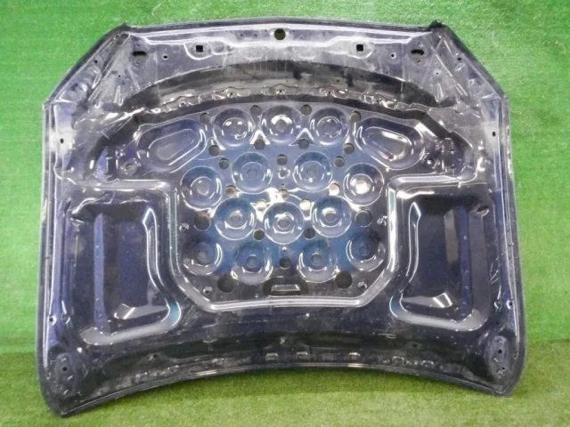 Капот для Mercedes-Benz C class C205 2014-2020 на фотографиях