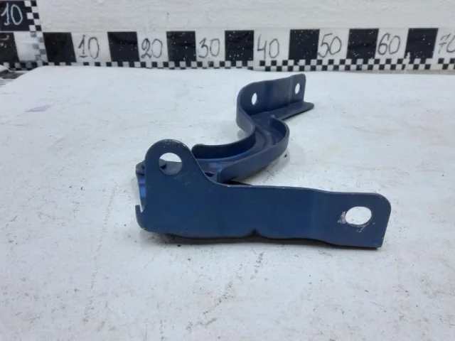 Петля капота правая для Hyundai Creta 1 GS 2016-2021 на фотографиях