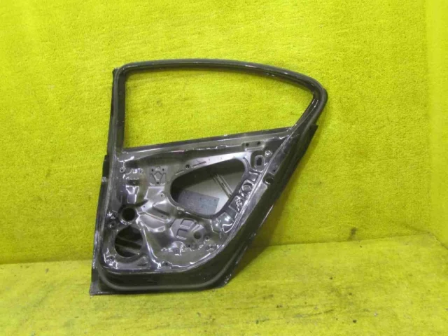 Дверь задняя правая для Volkswagen Passat (B8.5) 2019+ на фотографиях