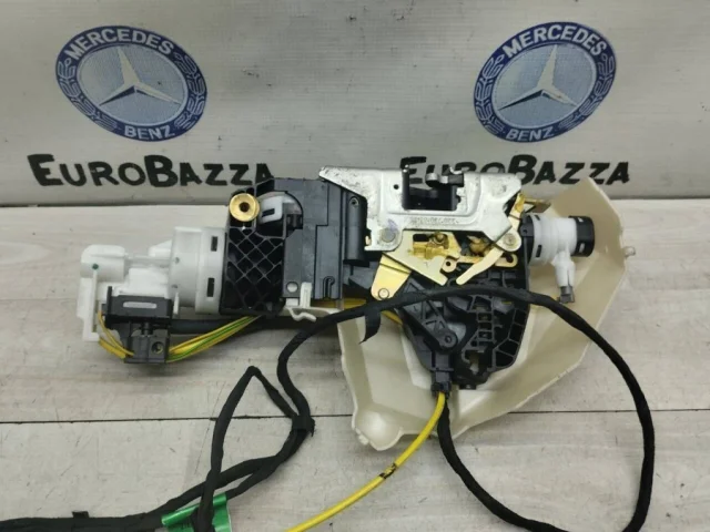 Замок задней левой двери для Mercedes-Benz S class W220 1998-2005 на фотографиях