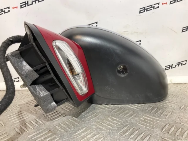 Стекла и зеркала для Citroen DS4 2011-2016 на фотографиях