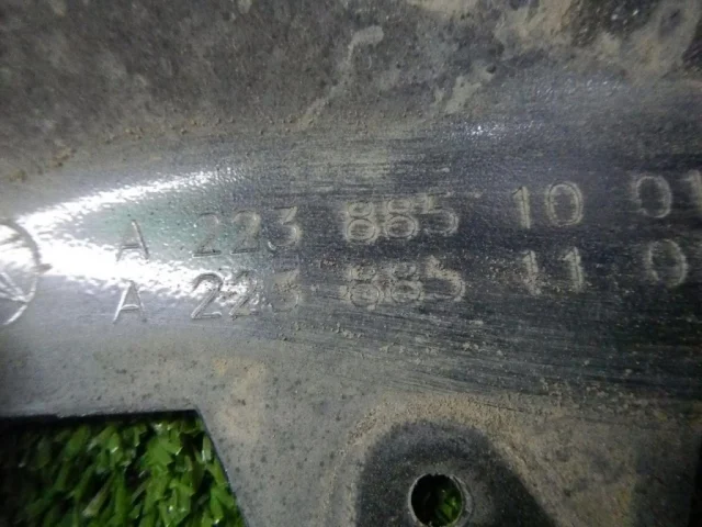 Бампер передний для Mercedes-Benz S class W223 2021+ на фотографиях