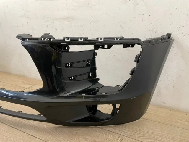 Бампер передний для Porsche Macan 95B 2014-2023 на фотографиях