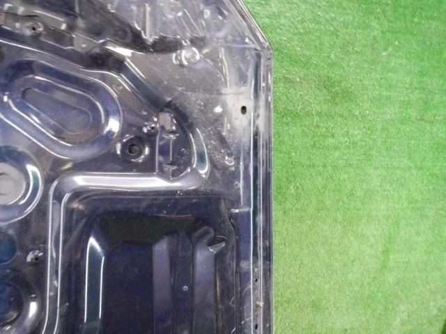 Капот для Mercedes-Benz C class C205 2014-2020 на фотографиях