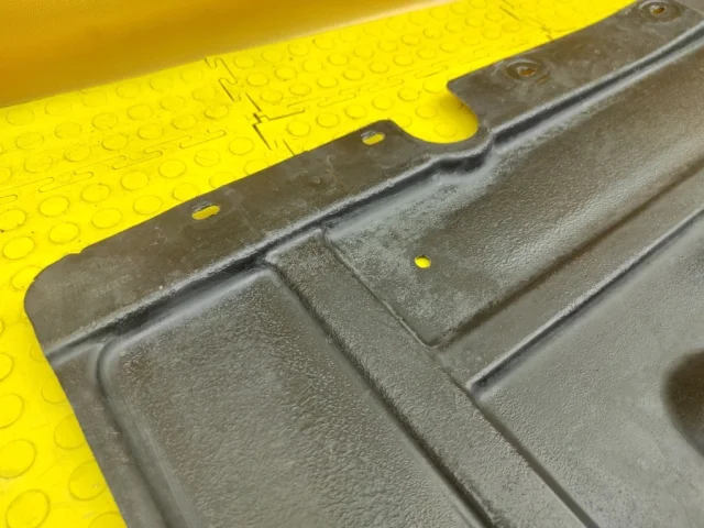 Защита днища для BMW 5er Е39 Touring 1997-2004 на фотографиях