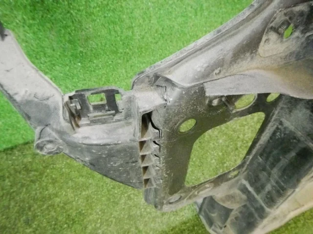 Панель радиатора (телевизор) для Kia Cerato YD 2016-2020 rest. на фотографиях