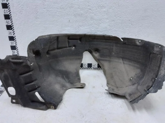 Подкрылок передний правый для Mercedes-Benz S class W222 2013-2017 на фотографиях