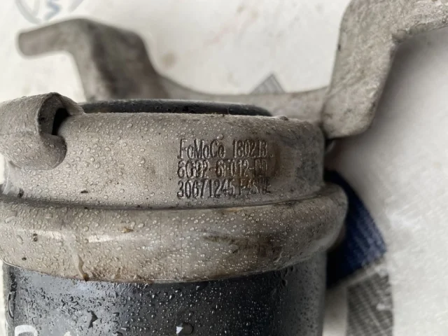 Опора двигателя задняя правая нижняя для Volvo S80 AS 2006-2016 на фотографиях