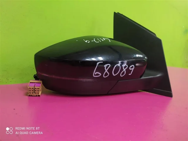 Стекла и зеркала для Volkswagen Polo V (6R) 2009-2014 на фотографиях