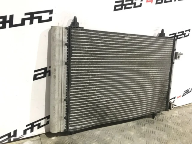 Радиатор кондиционера для Citroen C4 Хэтчбек 2004-2011 на фотографиях