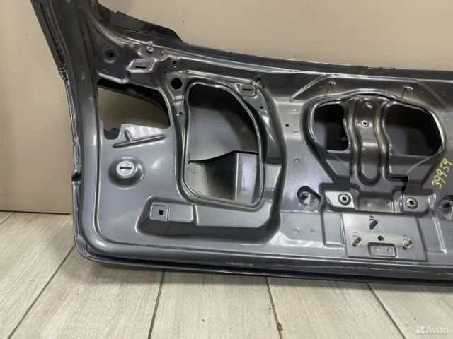 Крышка багажника для Audi A4 B7 Avant 2004-2008 на фотографиях