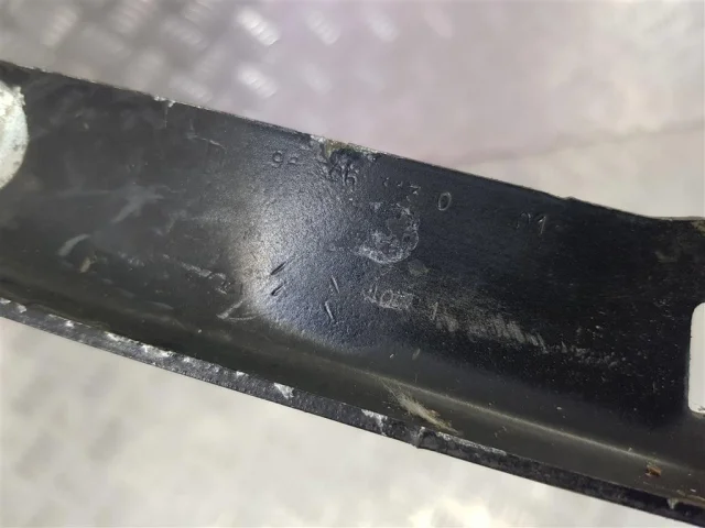 Петля капота правая для Peugeot Partner Фургон 2015+ на фотографиях