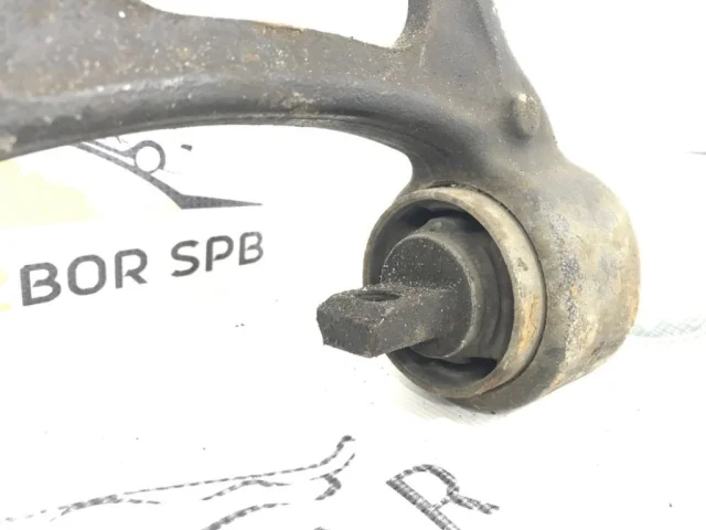 Рычаг передний правый нижний для Volvo XC90 I C 2002-2014 на фотографиях