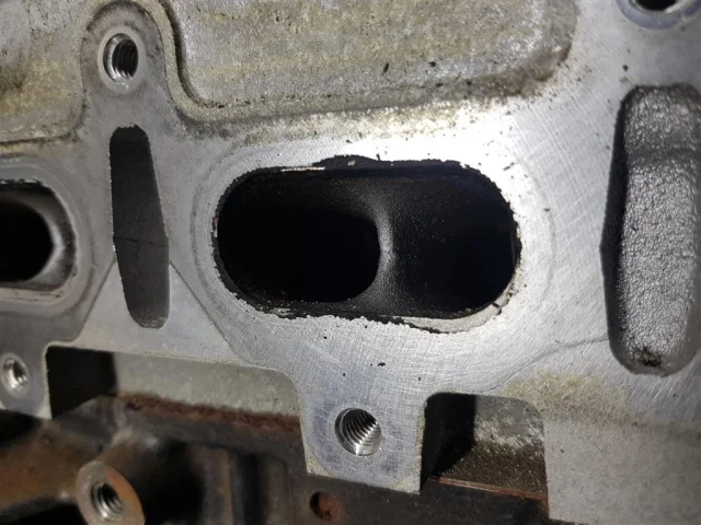 Двигатель без навесного для Renault Kangoo Фургон FC 1997-2008 на фотографиях