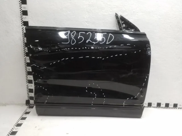 Дверь передняя правая для Audi Q8 4M 2018-2023 на фотографиях