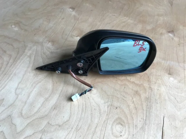 Стекла и зеркала для Subaru Legacy BL/B13 2003-2009 на фотографиях