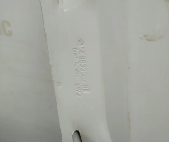 Дверь задняя правая для Skoda Octavia A7 Tour на фотографиях