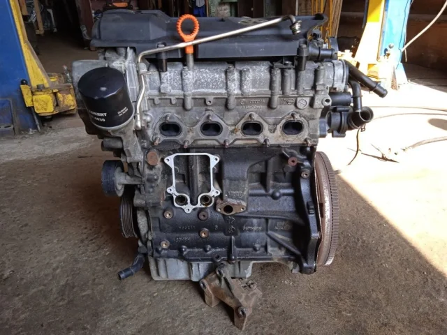 Двигатель для Skoda Rapid I NH3 2012-2017 на фотографиях