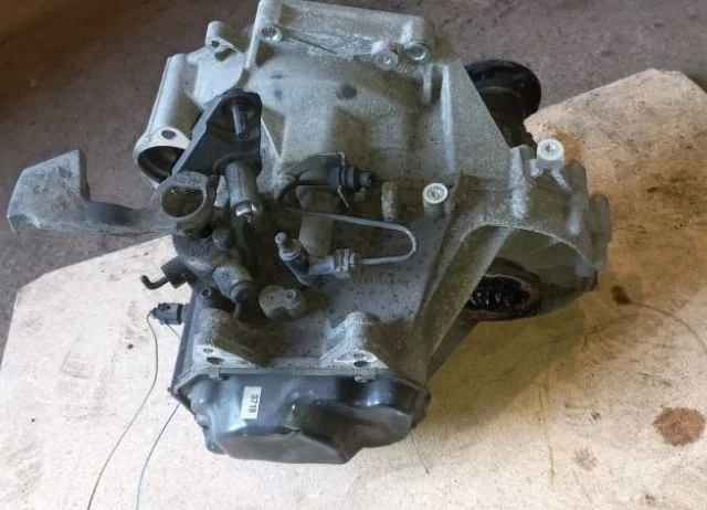 МКПП для Volkswagen Golf VI (5K) Variant 2009-2013 на фотографиях