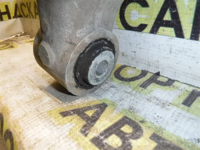 Качающийся рычаг левый для BMW X5 Е53 1999-2006 на фотографиях