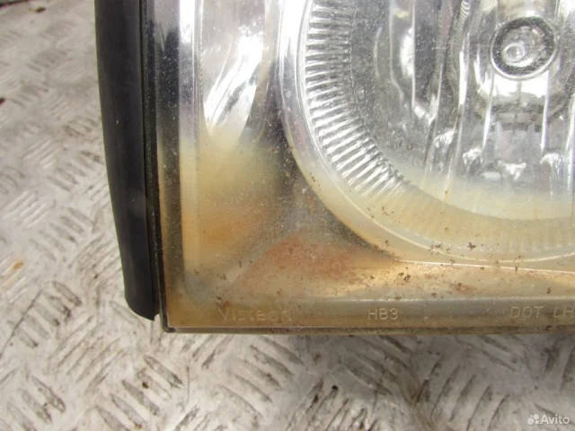 Фары для Infiniti QX 56 (JA60) 2004-2007 на фотографиях