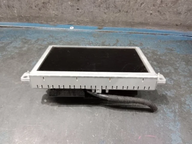 Монитор приборной панели для Audi A4 B8 2007-2015 на фотографиях