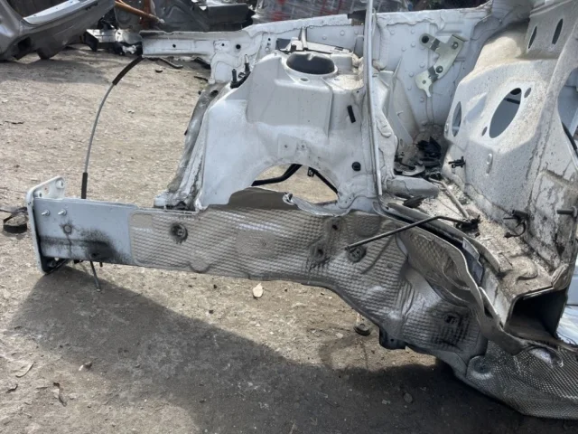 Лонжерон передний правый для Audi Q5 FY 2017-2020 на фотографиях